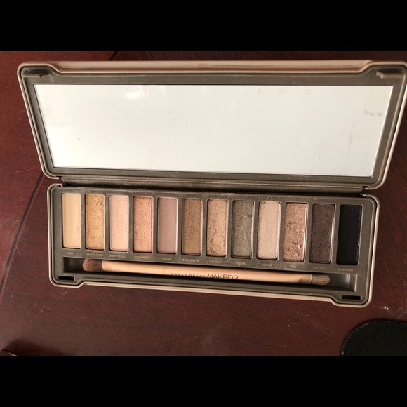 Urban Decay Naked 2 Palette - Picture 2 of 2
